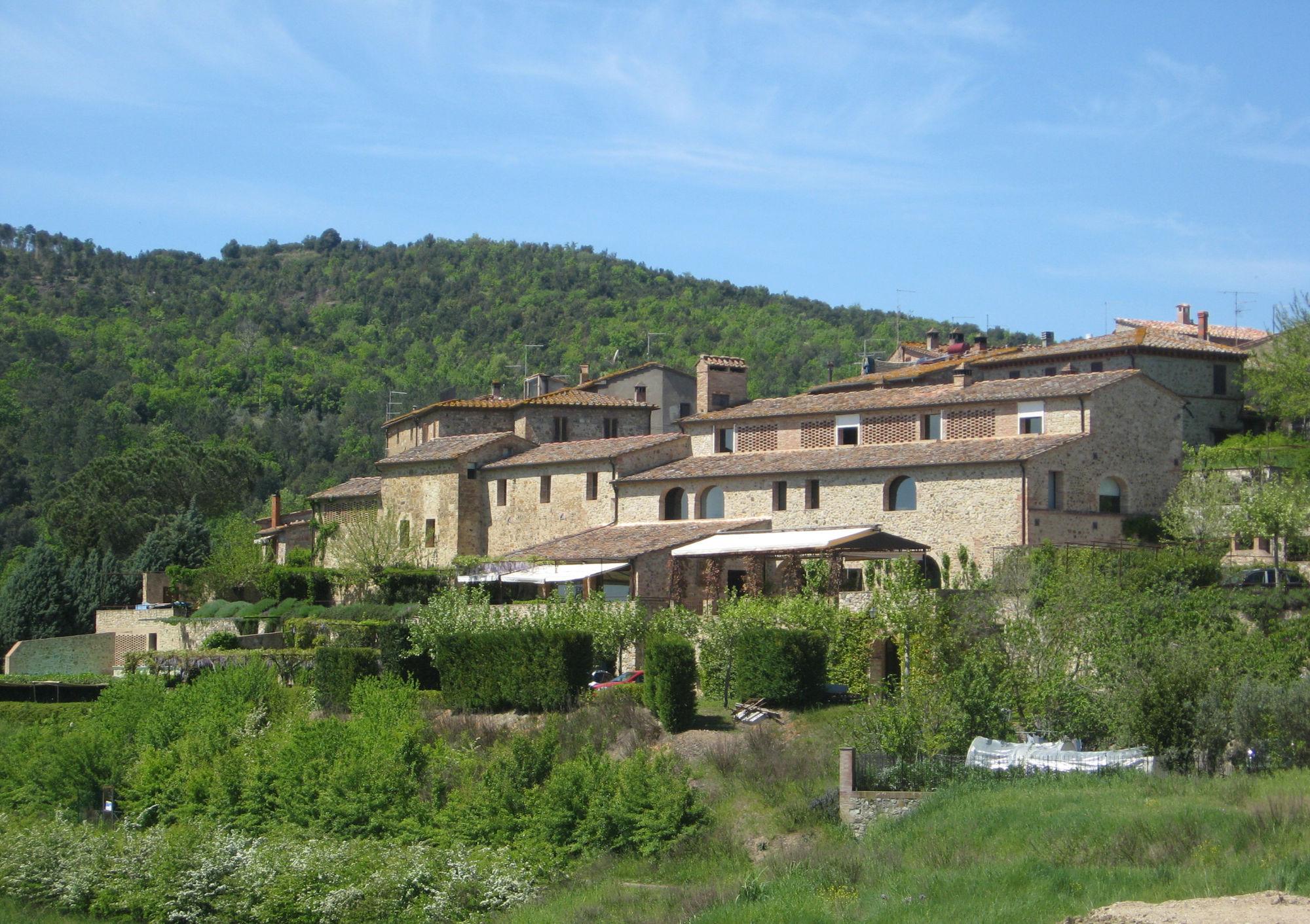 Gasthaus Bosco Della Spina Murlo Exterior foto